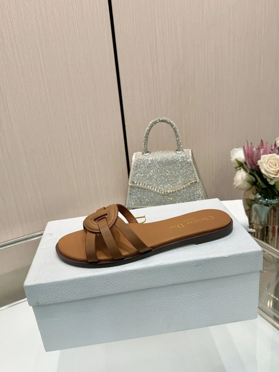 👟👟Ex-factory price 340👟👟 Dior new model, 9 colors available, cowhide fabric, code number 35-42, leather sole +40